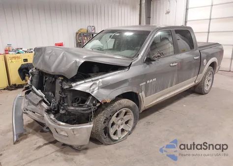 2010 Dodge Ram 1500 Laramie z USA, uszkodzony, nr VIN 1D7RV1CT5AS140271